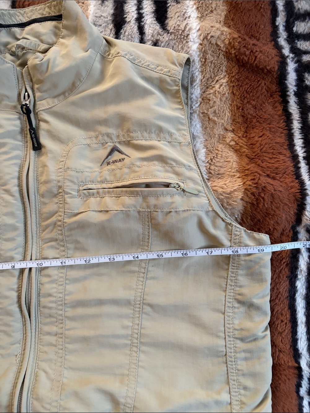 K-Way technical Design Cargo Vest - Picture 9 of 10